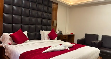 AT Villa | Rooms & Swimming Pool Room Type - Executive Room with AC & Free WiFi AT Villa | Rooms & Swimming Pool Room Type - Executive Room with AC & Free WiFi