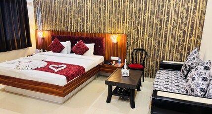HOTEL SHRI KAILASH MANASAROVAR Room Type - Super Delux