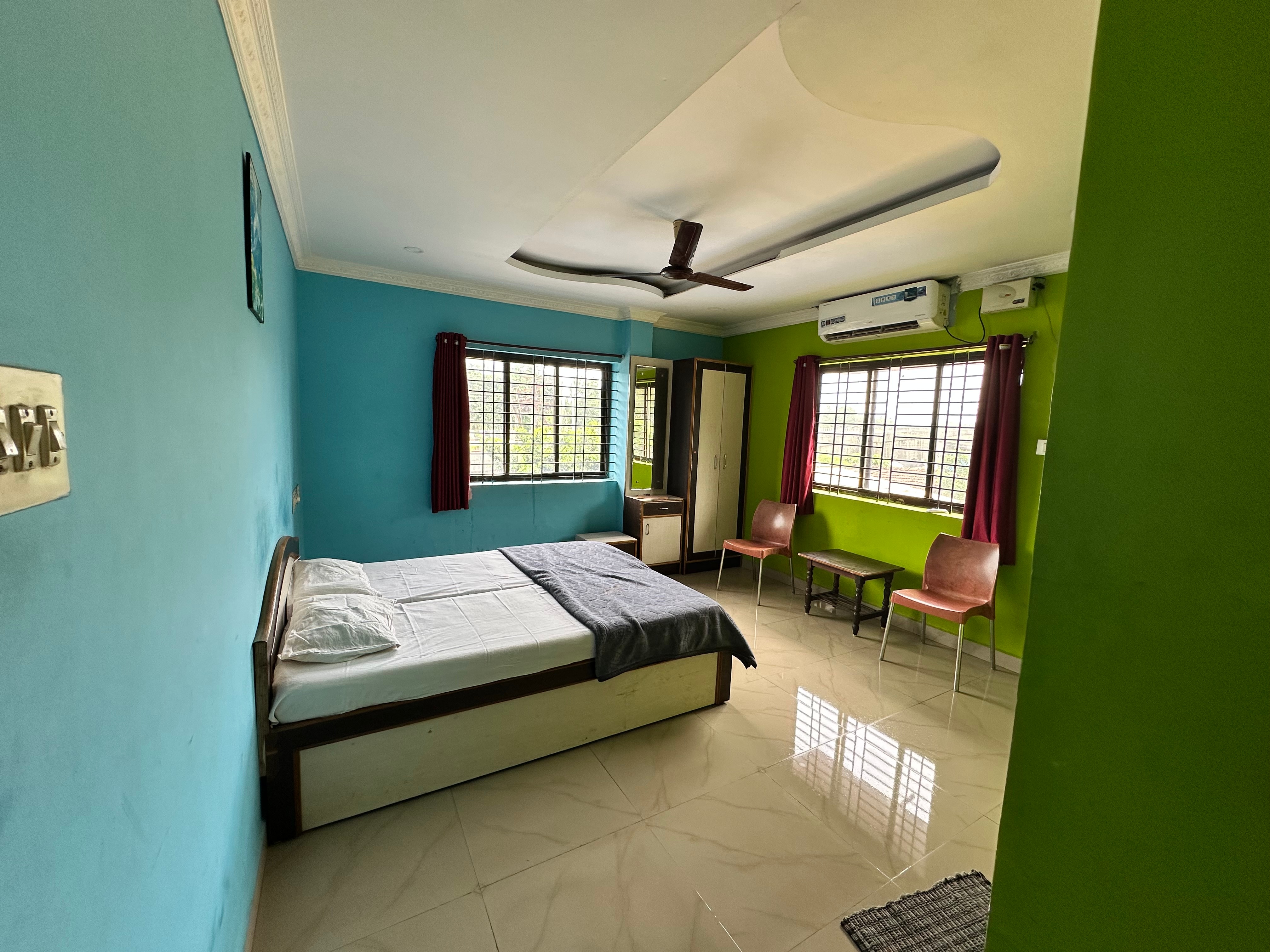 Hotel Madhuvan - Tap to explore photos