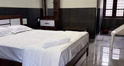 HOTEL ALKA INN RESIDENCY Room Type - Deluxe Non AC Room