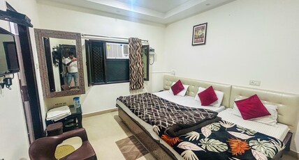 Madhuban Guest House Room Type - Deluxe Triple Bed AC Room