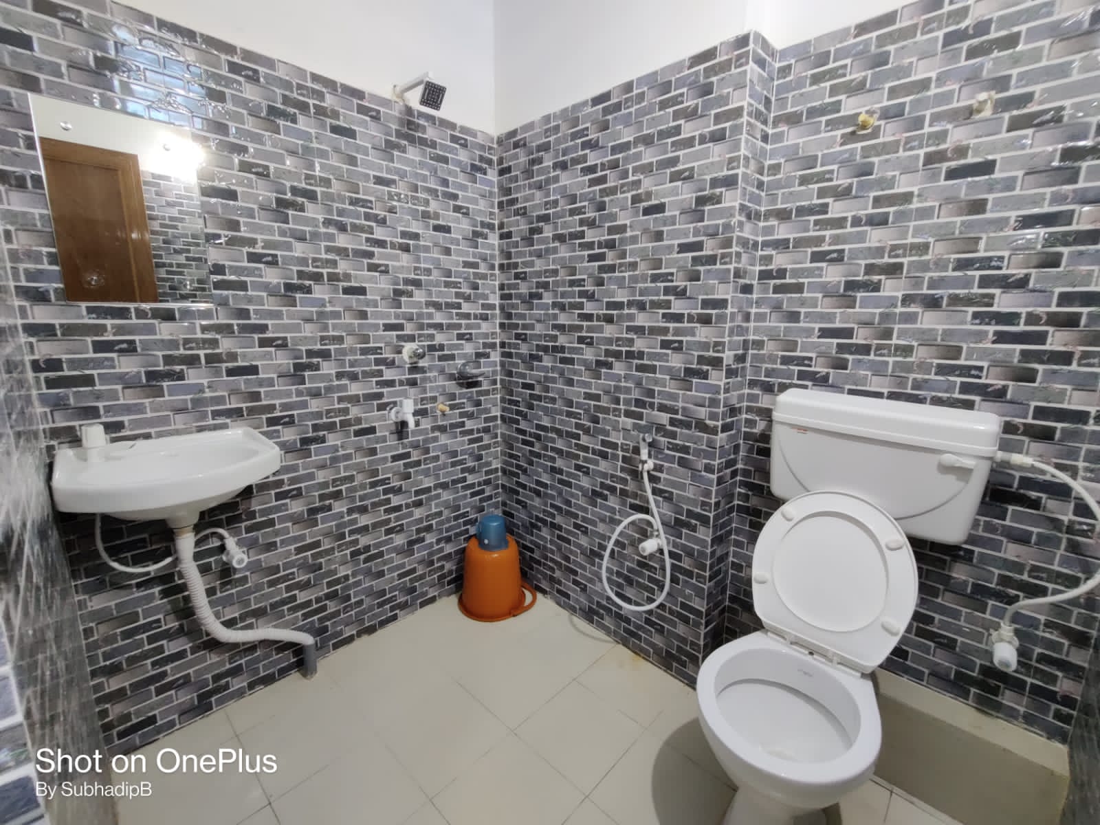 Hotel Maity Residency - Tap to explore photos