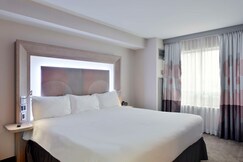DoubleTree by Hilton Ottawa Downtown