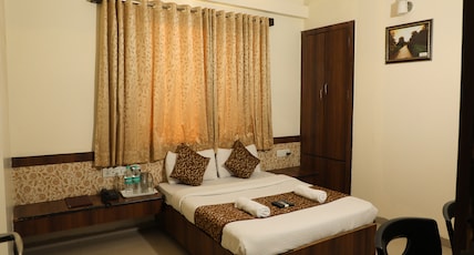 Hotel Sai Grand Castle Inn Room Type - Deluxe Double AC Room Hotel Sai Grand Castle Inn Room Type - Deluxe Double AC Room