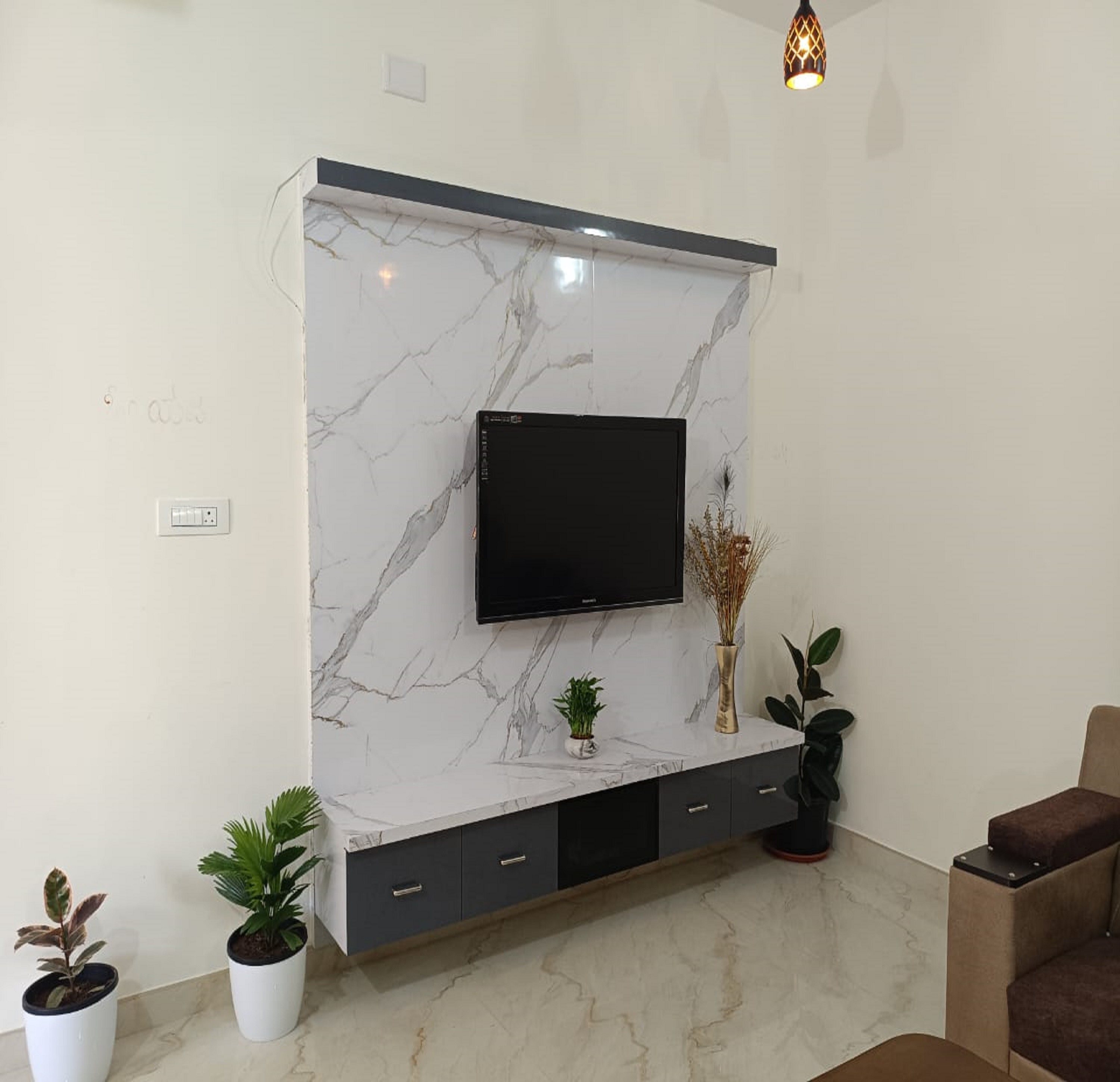Urban Heaven Service Apartment - Tap to explore photos