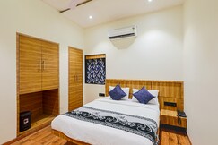 Hotel Blue Orchid Mumbai