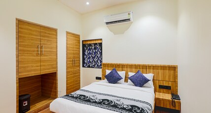Hotel Blue Orchid Mumbai Room Type - Deluxe Room