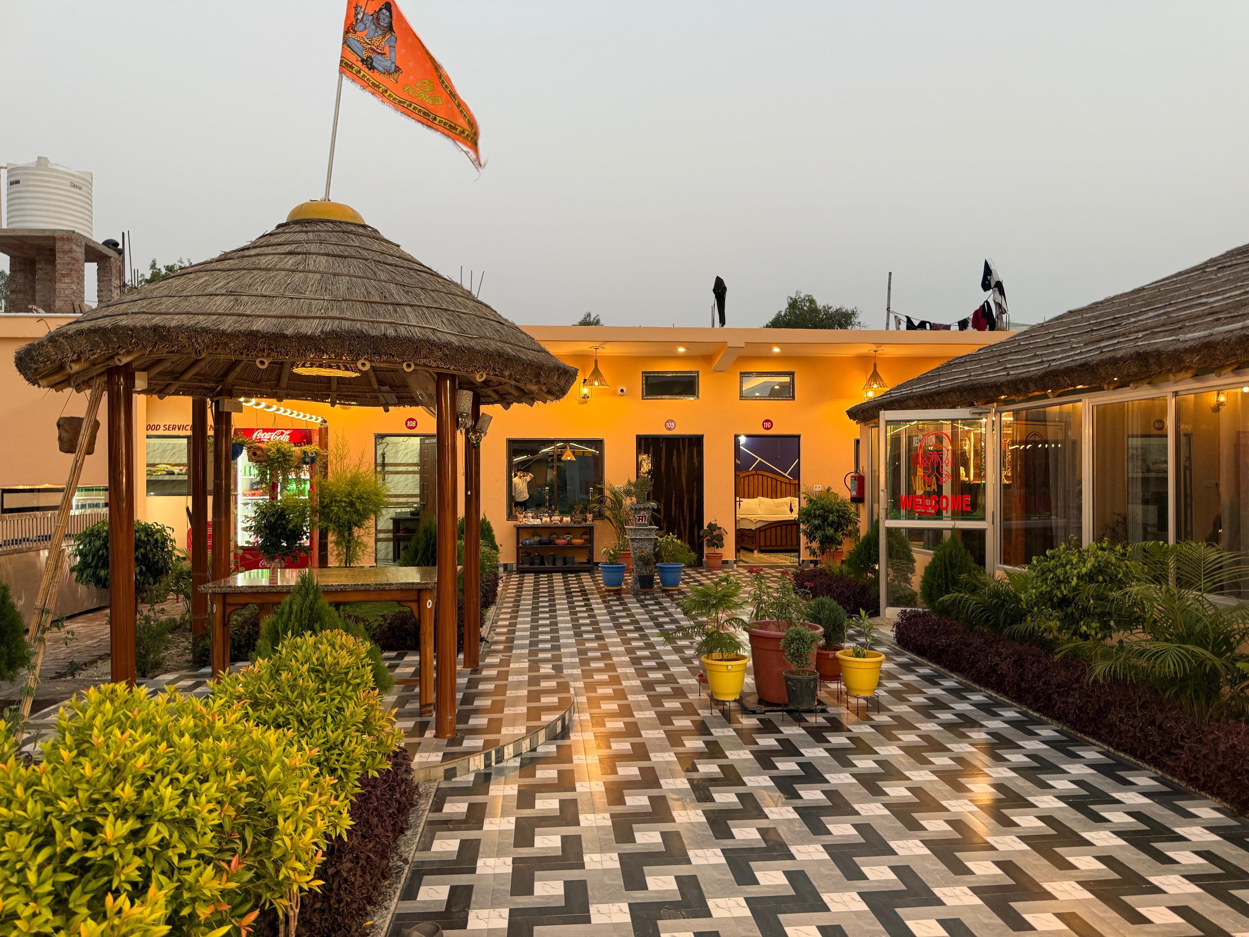 Rama's villa and family restaurant - Tap to explore photos