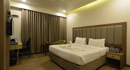 Hotel Jhankar Palace Room Type - Business Executive Room