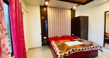 The Pari S World Restaurant Room Type - Suite Room