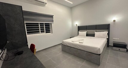 Hotel Siri Inn (Mindspace Hitec City) Room Type - Premium Room