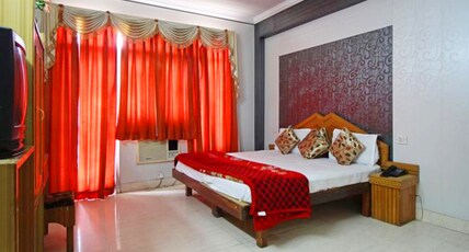 Hotel Sahil Room Type - AC Deluxe Double Bed Room