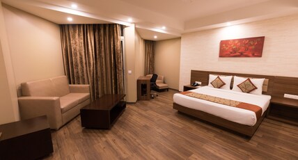 Le ROi, Digha@ Digha Railway Station Room Type - Super Deluxe Room with Comp. Wi-FI