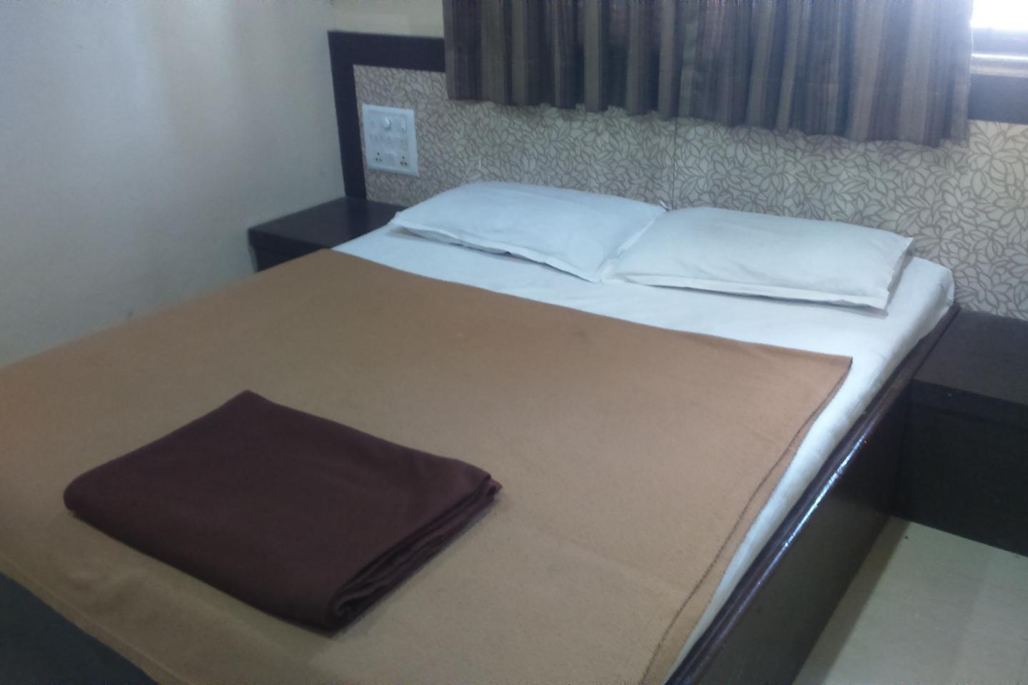 Hotel Sai Bhoomi - Tap to explore photos