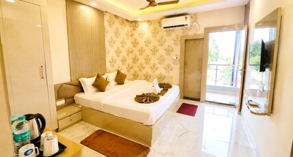 J.R grand palace hotel Room Type - Super Deluxe Room with Balcony