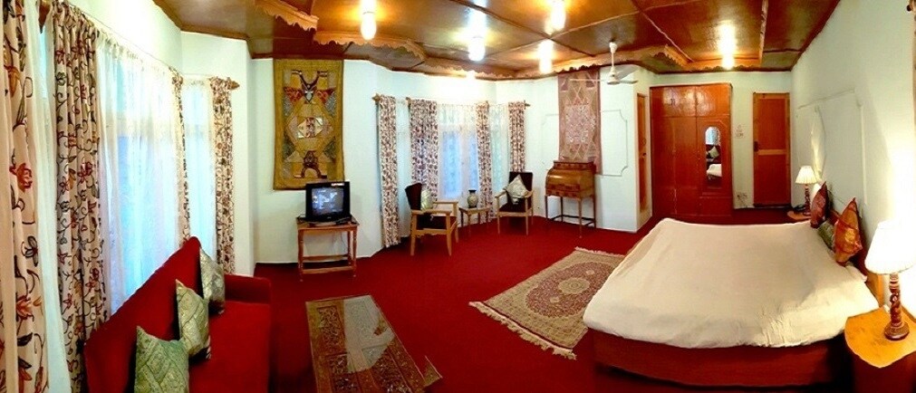 Main gallery
