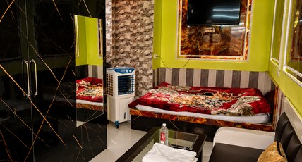 Jaan Hotel and Restaurant Room Type - Deluxe room 3 Jaan Hotel and Restaurant Room Type - Deluxe room 3