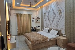 Rooms of STAR STUDIOS