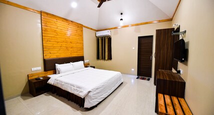 The Kanila Resort Room Type - Deluxe Cottage with Mountain View