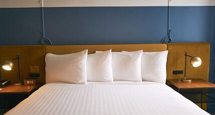 Hotel Julian San Francisco Room Type - Deluxe King Room