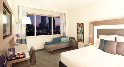 Novotel World Trade Centre Dubai Room Type - Executive Suite with Queen Bed and Sofa