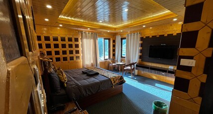 Hotel Roof Top Room Type - Deluxe Room