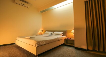 Hotel Sangam Room Type - SUPER DELUXE AC