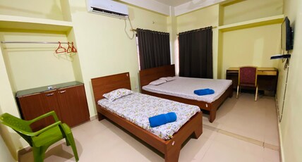 Ashirwad Homestay Room Type - AC Triple Room