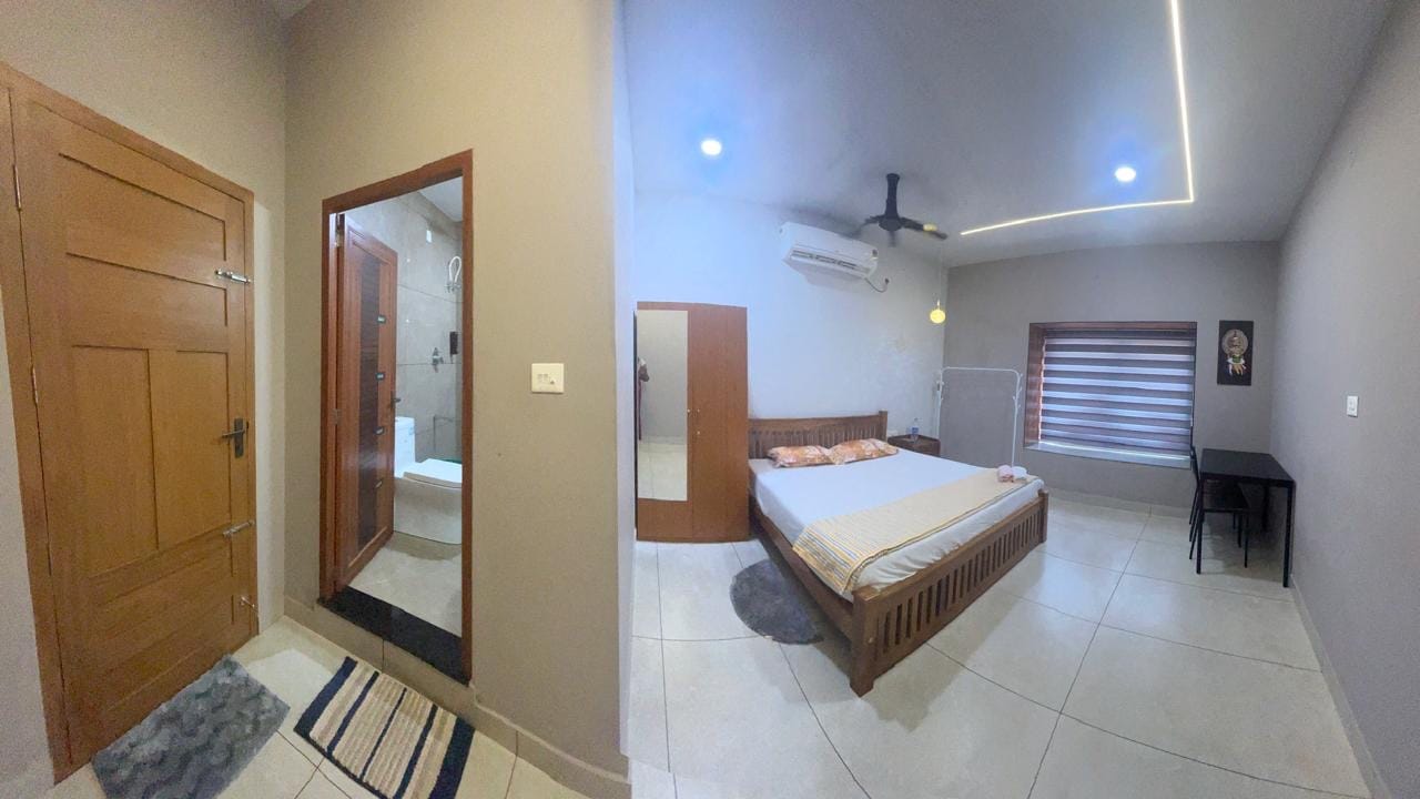 Oyster Homestay - Tap to explore photos