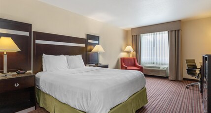 Best Western Parsons Inn Room Type - 1 Queen Bed, Non-Smoking, Microwave And Mini-Refrigerator, Wi-Fi, Full Breakfast Best Western Parsons Inn Room Type - 1 Queen Bed, Non-Smoking, Microwave And Mini-Refrigerator, Wi-Fi, Full Breakfast