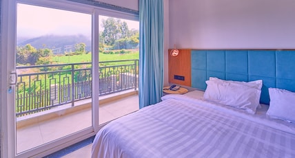 Cloudskape Resort, Ooty by VOYE HOMES Room Type - Presidential Suite Mountain View Room Cloudskape Resort, Ooty by VOYE HOMES Room Type - Presidential Suite Mountain View Room