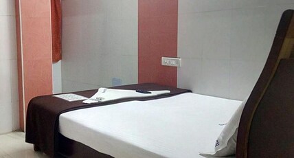 Thaj Regency Room Type - Double bed NON AC Without TV
