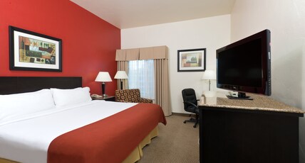 Holiday Inn Express Hotel & Suites Casa Grande Room Type - 1 King Standard Comm Accessible Tub