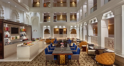 Sheraton Grand Pune Bund Garden Hotel Room Type - Club Lounge Access, 1 Bedroom Executive Suite, 1 King Sheraton Grand Pune Bund Garden Hotel Room Type - Club Lounge Access, 1 Bedroom Executive Suite, 1 King