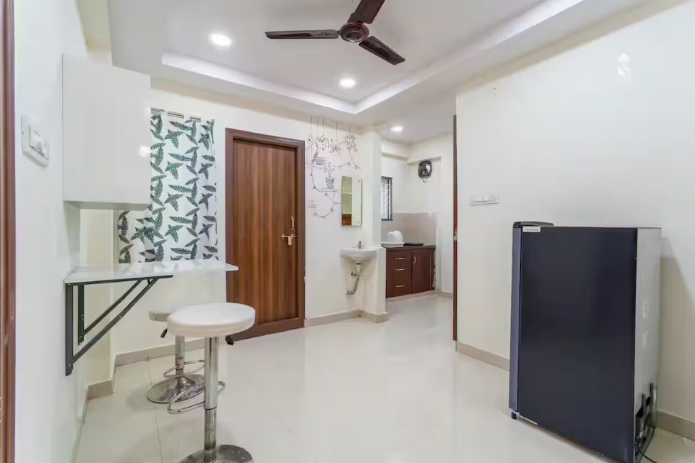 Comfortable 2BHK stays near prime kondapur - Tap to explore photos