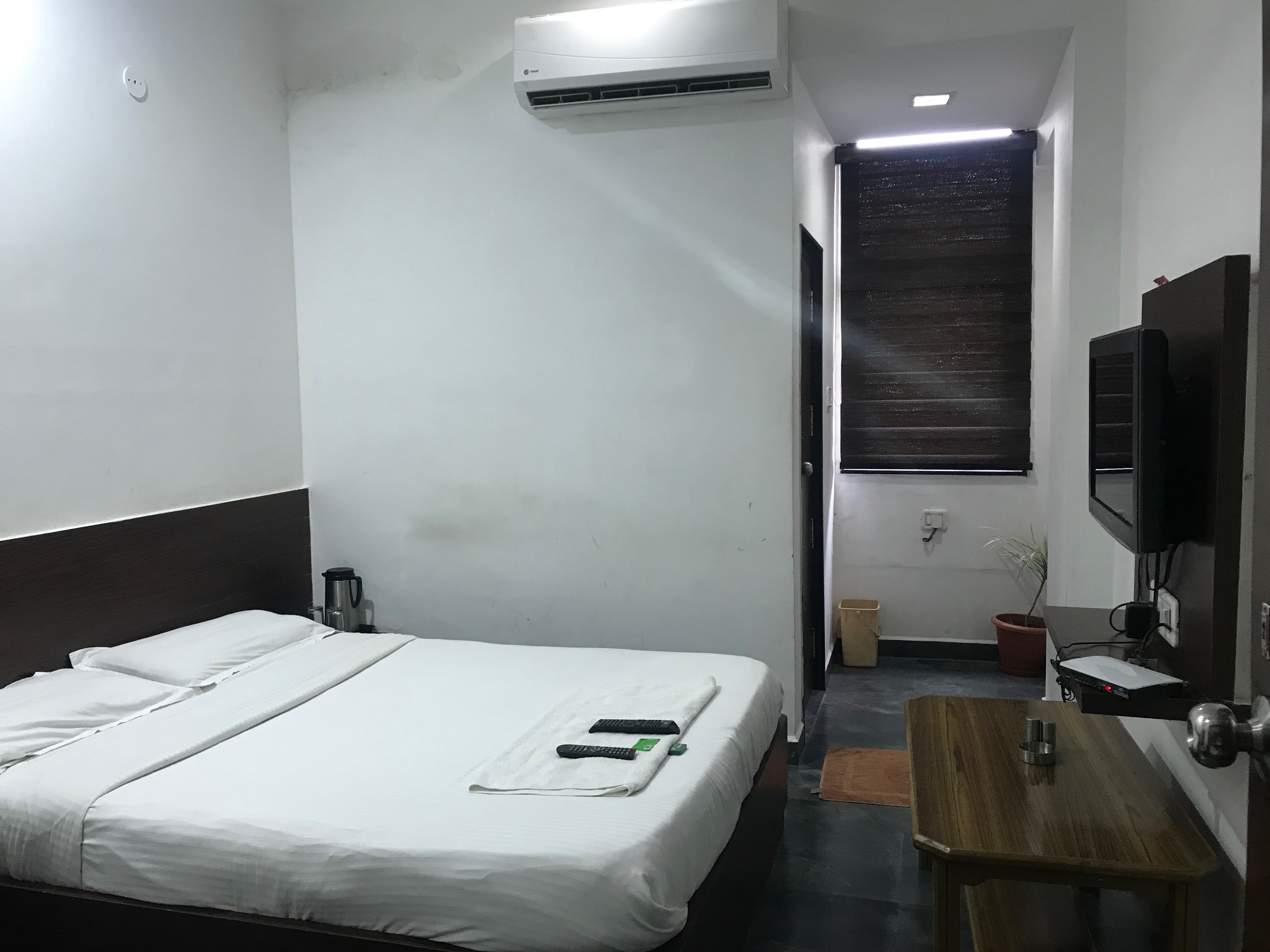Hotel Kanchan - Tap to explore photos