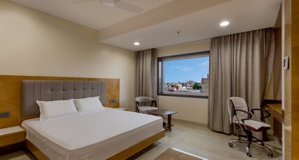 Priya Hotel Room Type - DELUXE ROOM