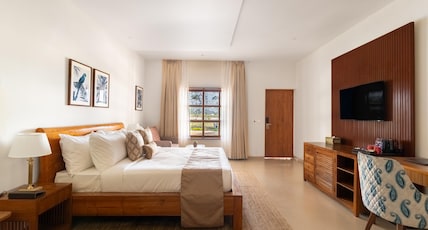 The White Resort and Spa Pawna Room Type - Signature Suite with Bay Window The White Resort and Spa Pawna Room Type - Signature Suite with Bay Window