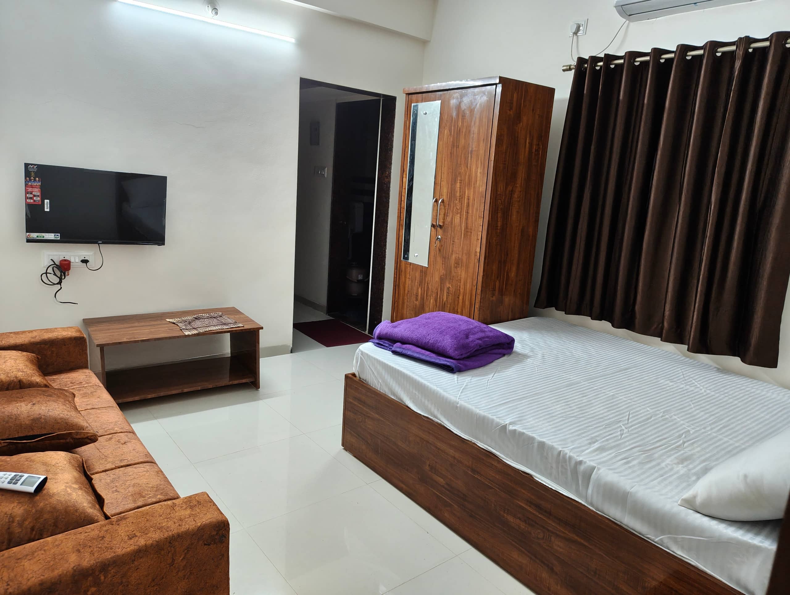 Studio Comfy Stay 1 by Sunshine Comfy Stay - Tap to explore photos