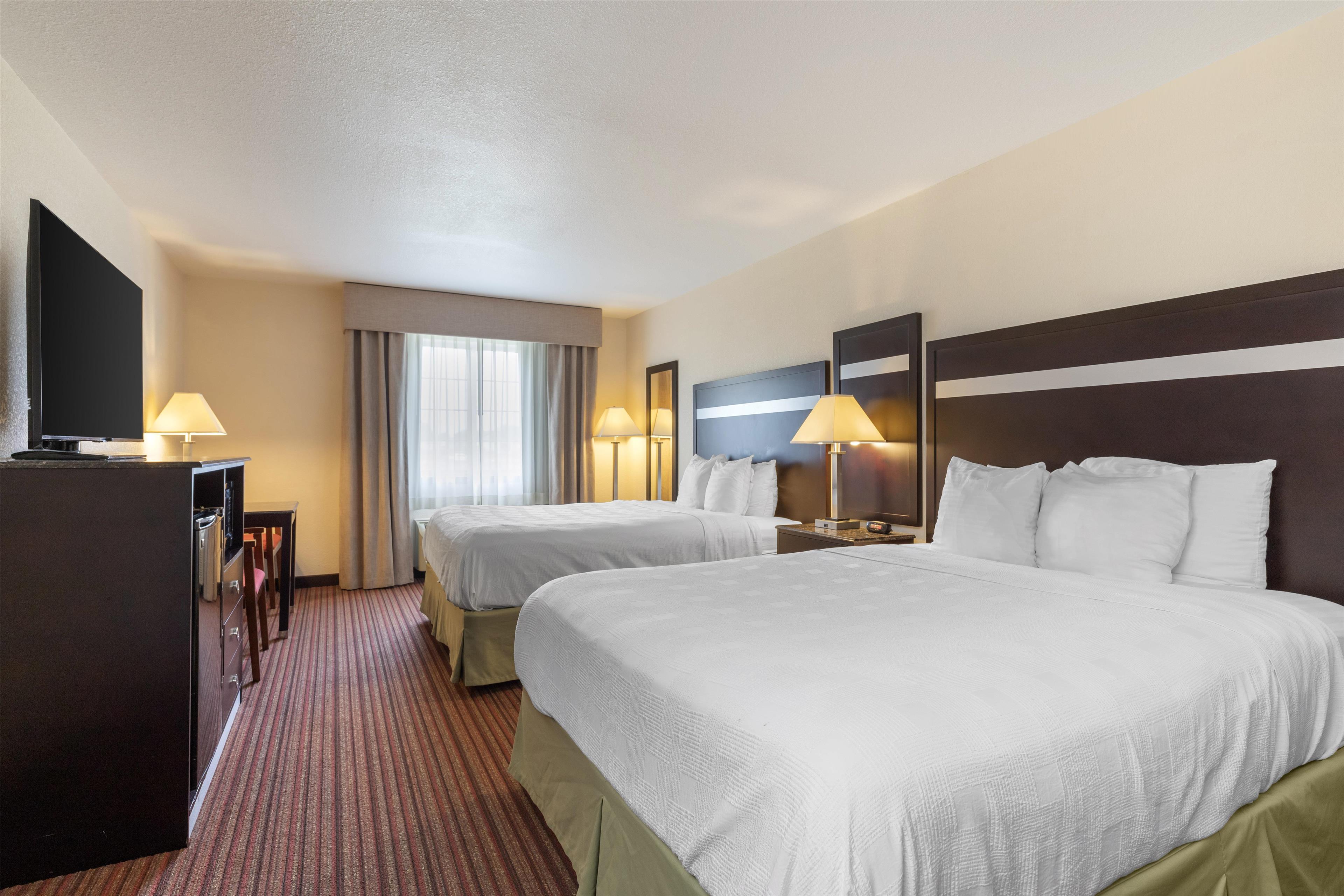 Best Western Parsons Inn - Tap to explore photos