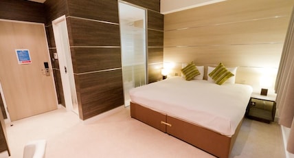 The Wesley Euston Hotel - Kings Cross Room Type - Superior Double Room The Wesley Euston Hotel - Kings Cross Room Type - Superior Double Room