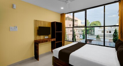 Hotel O MSR Grand Hotel Room Type - Classic