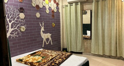 Hotel Vaansh Room Type - DELUXE ROOM