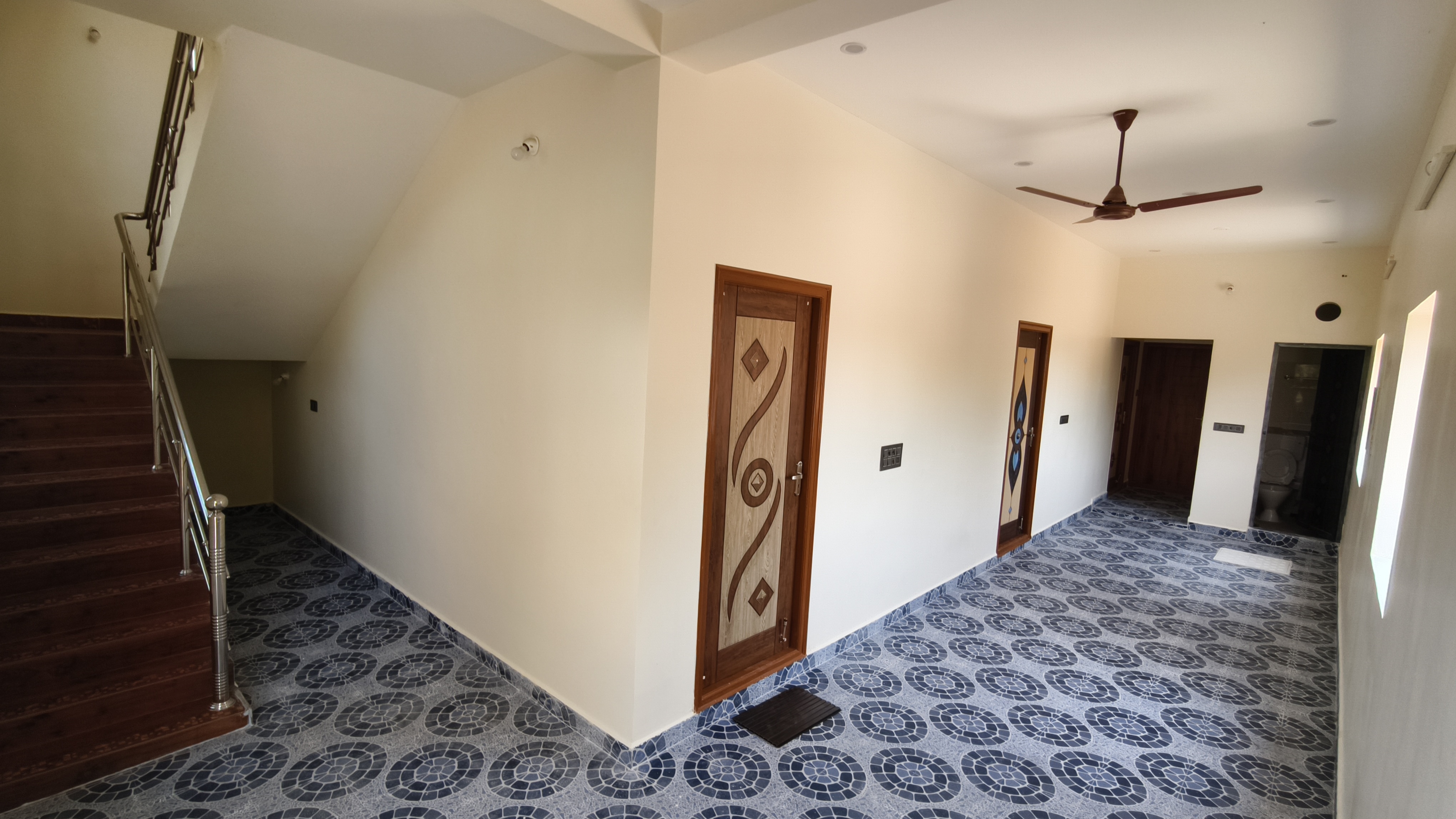 SRJ Home Stay - Tap to explore photos