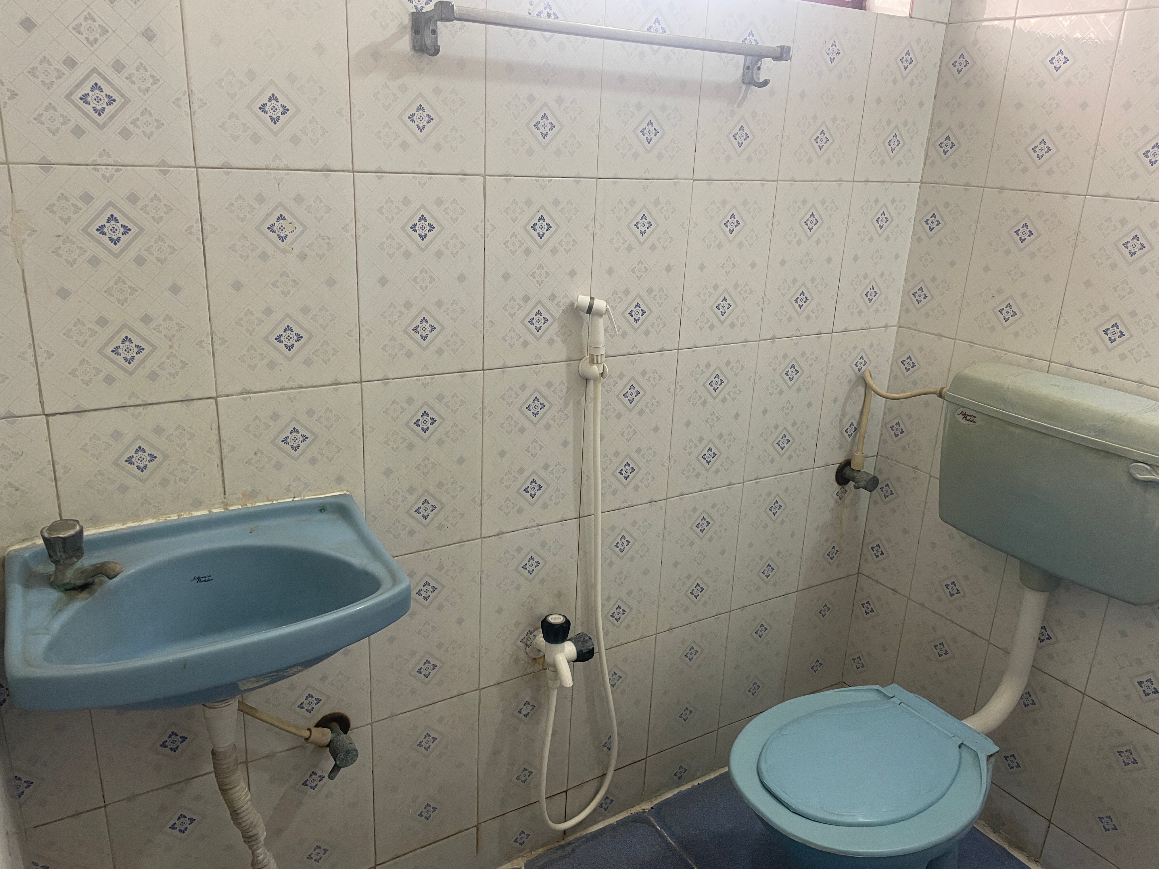 Hotel Aishwarya Rest - Tap to explore photos