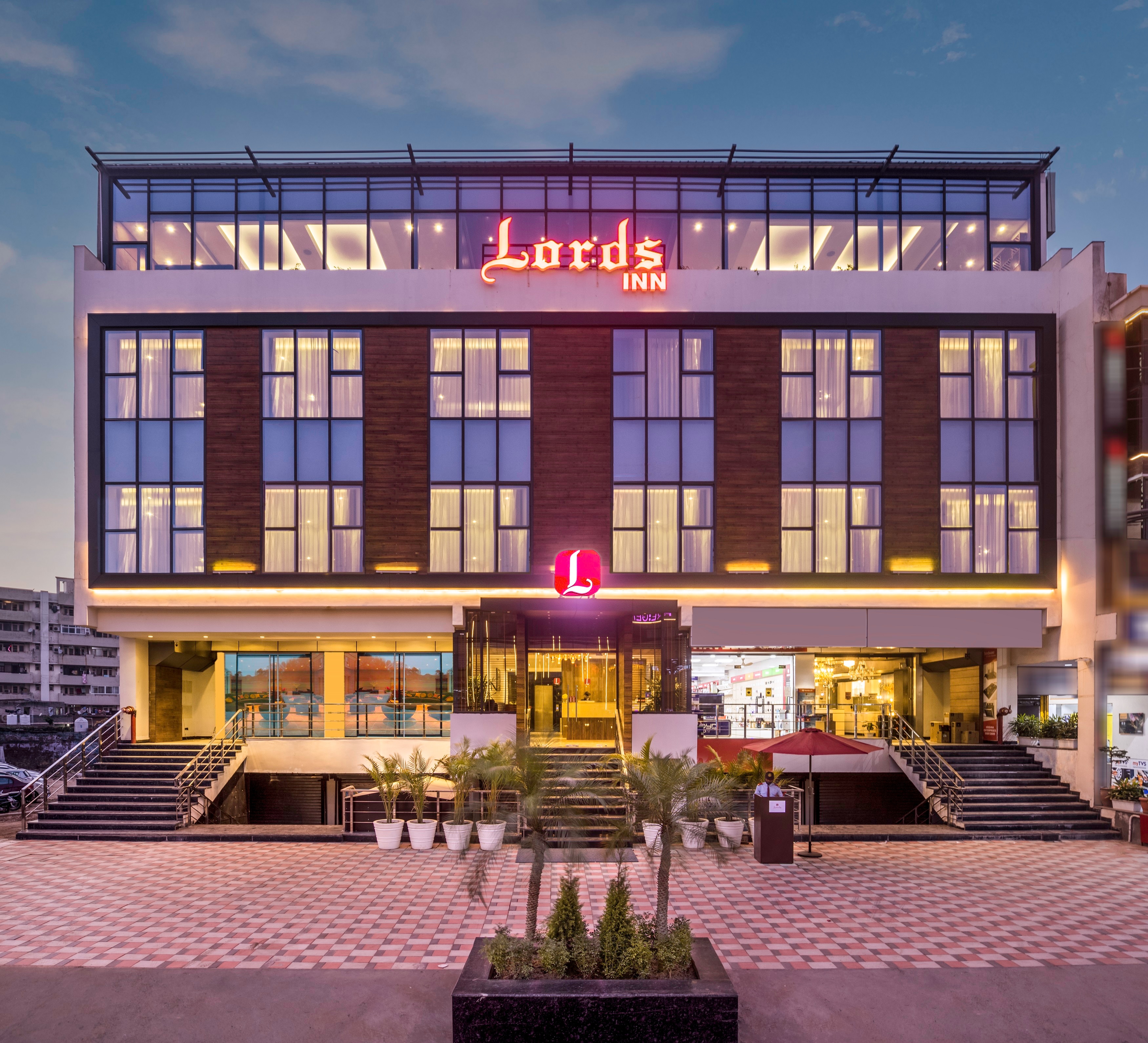 Lords Inn Chandigarh -Zirakpur - Tap to explore photos