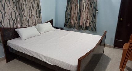 Niloy Guest House Room Type - Deluxe Double with Balcony (AC Room) Niloy Guest House Room Type - Deluxe Double with Balcony (AC Room)