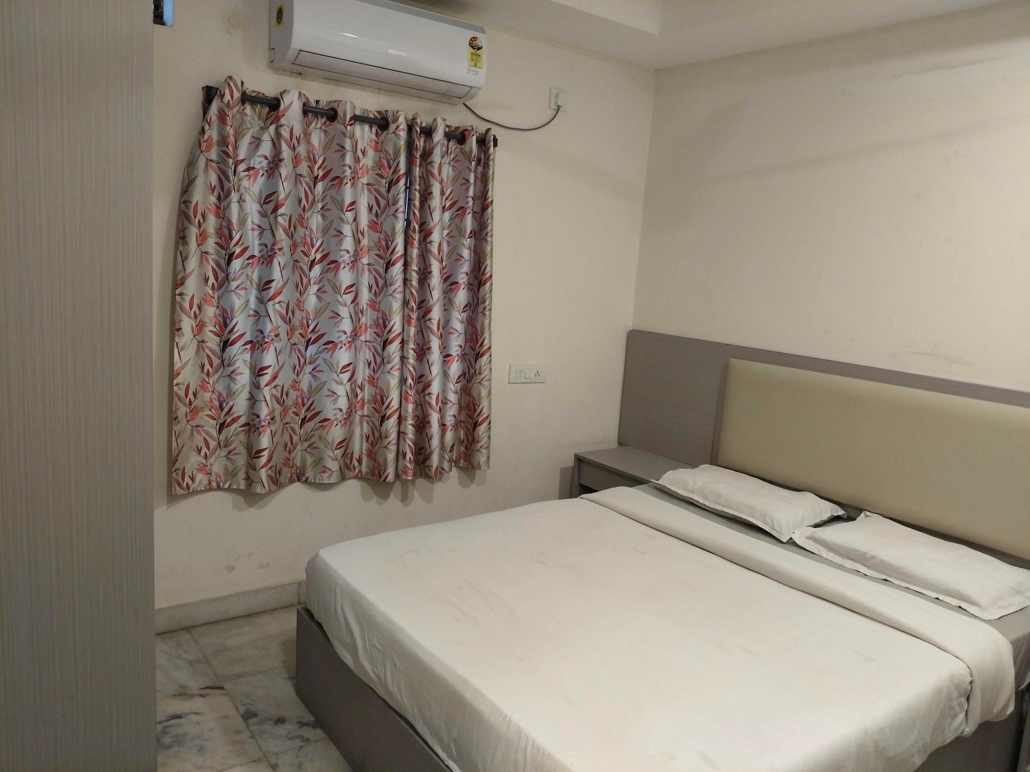POP 84573A Sri Jogulamba Residency - Tap to explore photos