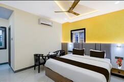 Address of Collection O Guntur Junction Formerly Aditya Grand Inn