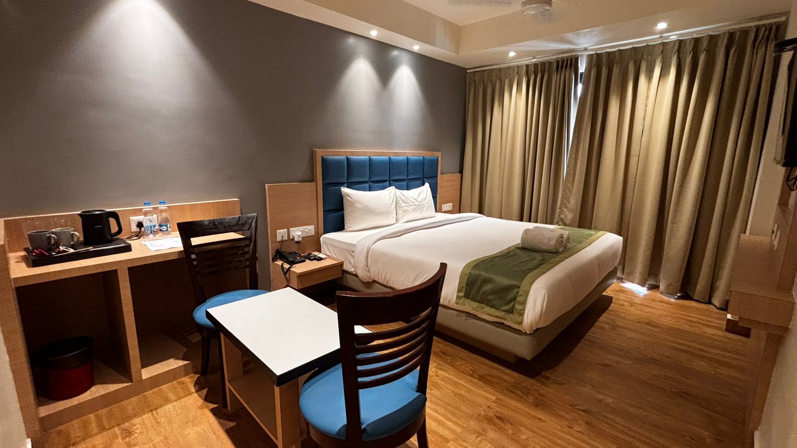 Hotel Kanchan International - Tap to explore photos